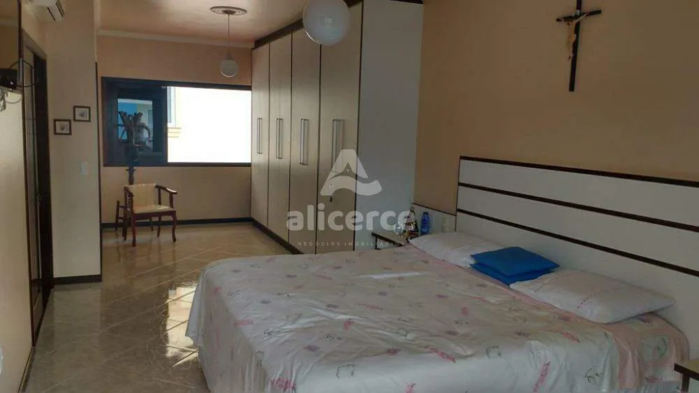 Imagem Casa à venda com 3 quartos, 1 suíte, com 144,98m² em Santo Amaro da Imperatriz - Palhoça/SC
