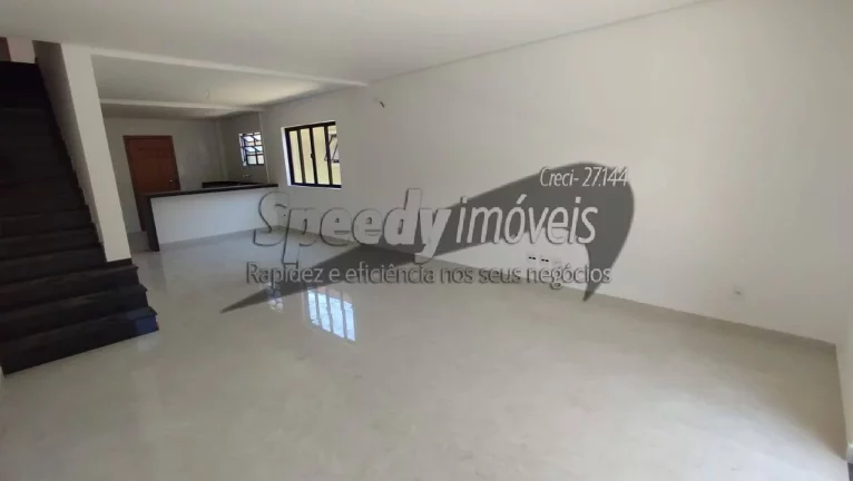Imagem Casa em Santos 3 dormitórios, sobreposta alta bairro Embaré