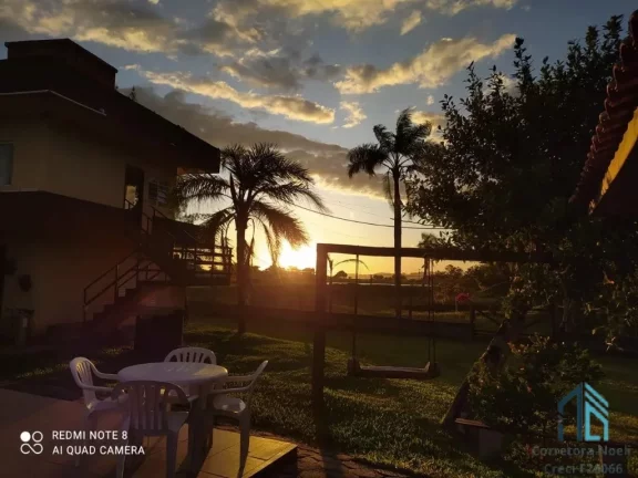 Imagem Sítio/Fazenda a venda 12 hectares, casa com piscina, ótimo investimento em Laguna SC