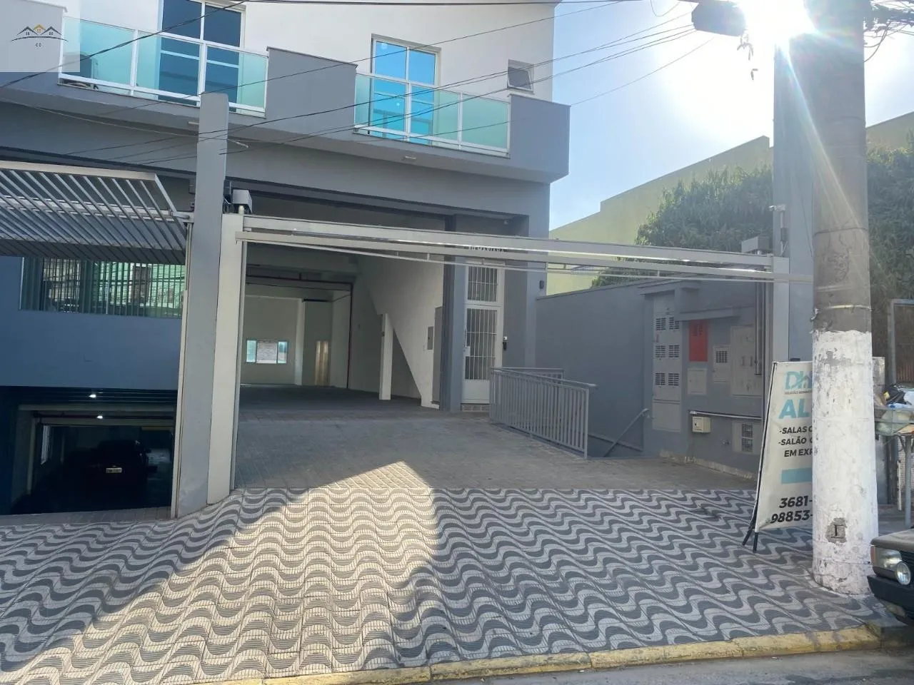 Foto do imóvel Salão comercial para locação em Osasco na Av. Santo Antônio 220m² pé direito 5,80m
