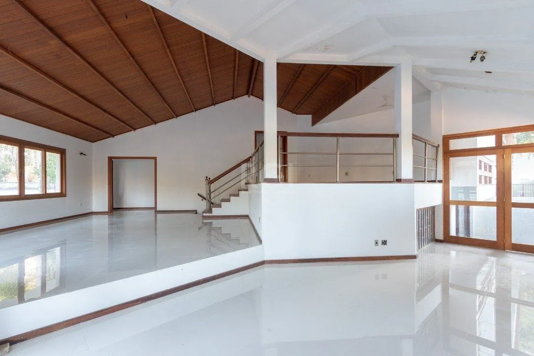 Imagem Casa para Venda - 558.14m², 4 dormitórios, sendo 4 suites, 6 vagas - Jardim Isabel