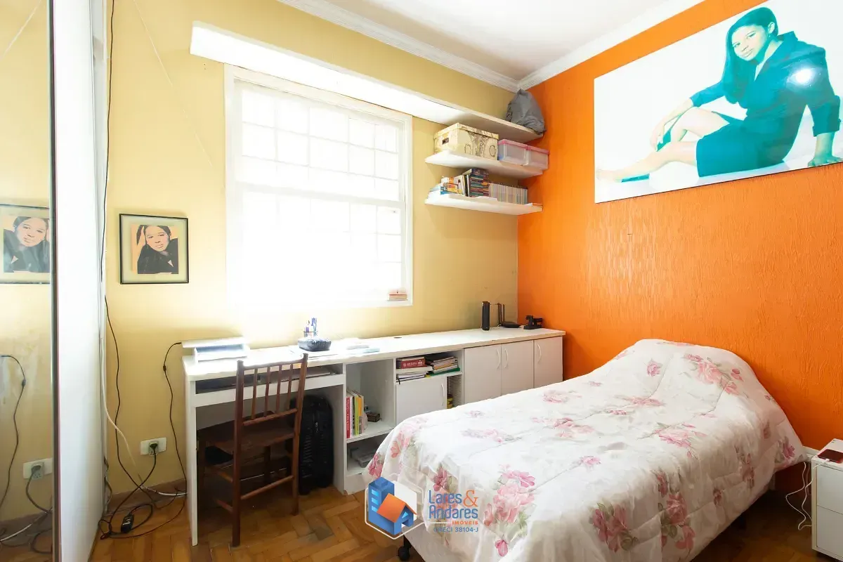 Imagem Casa para venda em Planalto Paulista com 3 quartos, sendo 2 suítes, 283m²
