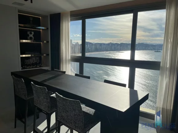 Imagem Apartamento Frente Mar para Venda em Balneário Camboriú, CENTRO, 4 dormitórios, 4 suítes, 5 banheiros, 4 vagas