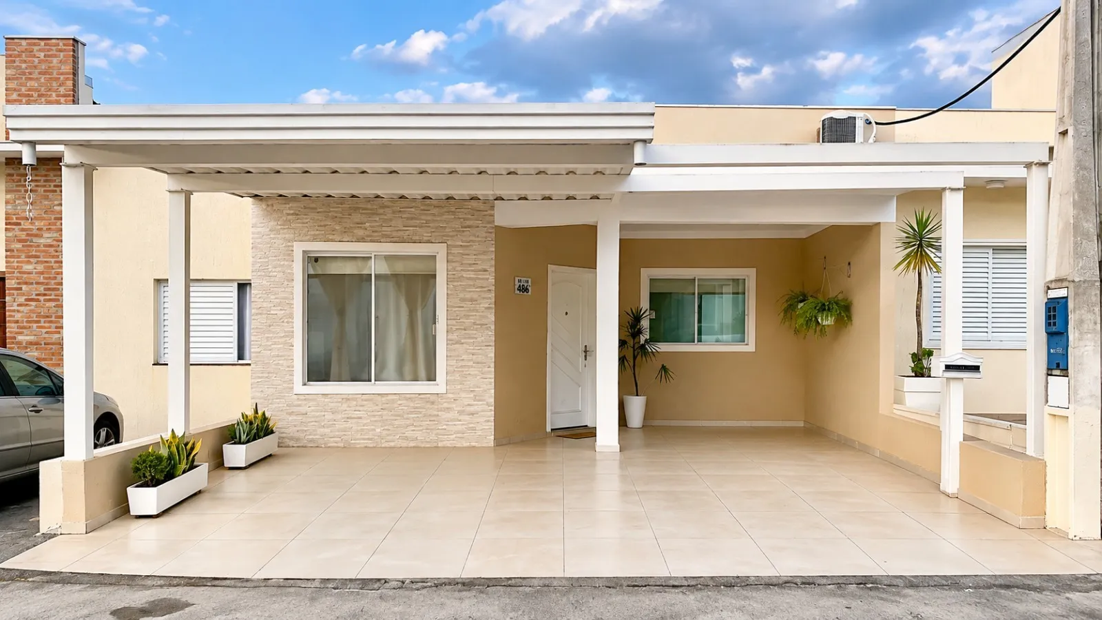 Imagem Casa térrea com energia solar, 3 dormitórios e ar-condicionado em todos os ambientes no Horto Florestal II