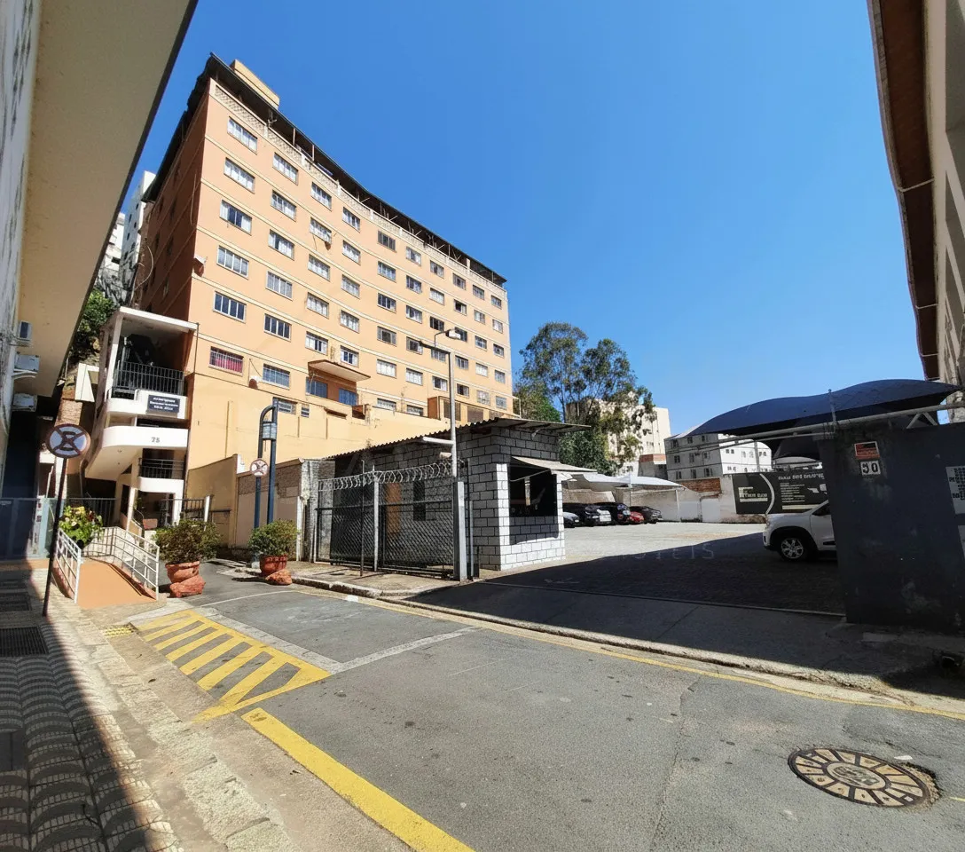 Imagem Apartamento 1 quarto à venda em Centro, Poços de Caldas