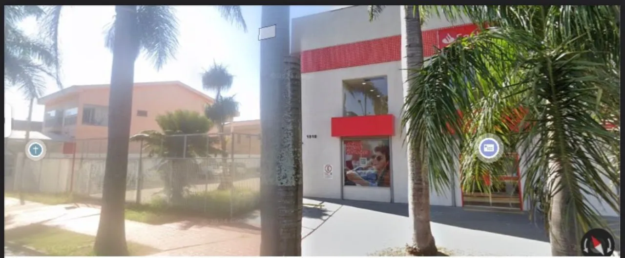 Imagem Salão Comercial com 1 Sala, 10 Banheiros e 30 Vagas de Garagem em Sorocaba-SP, Bairro Wanel Ville: Oportunidade Imperdível!
