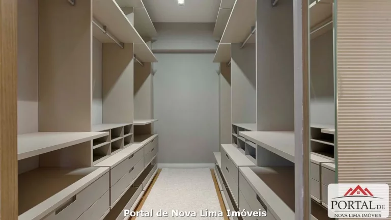 Imagem Apartamento à venda de luxo no bairro Savassi, 294 m², Salas amplas, 4 quartos, 4 suítes, 4 vagas e área de lazer