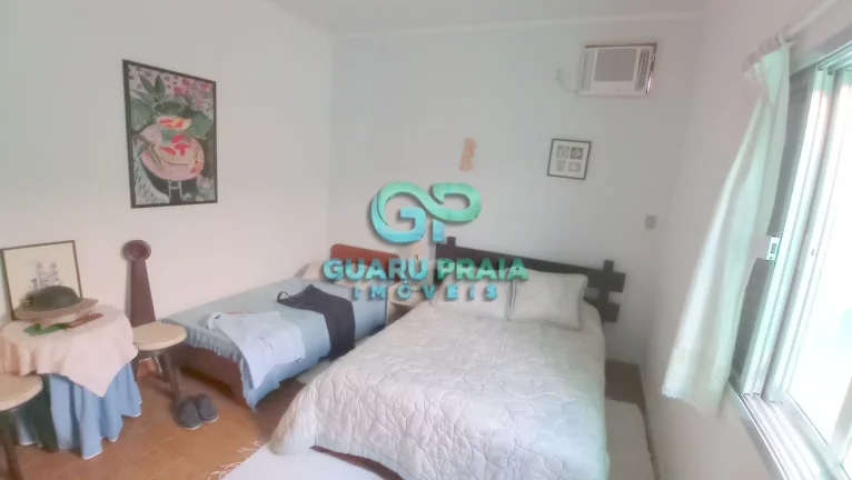 Imagem Casa com piscina em rua fechada