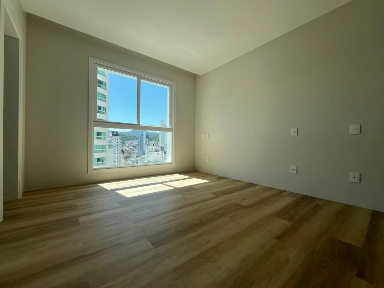 Imagem Apartamento com vista para o mar à venda com 150.06m2 por R$ 5.440.000,00
