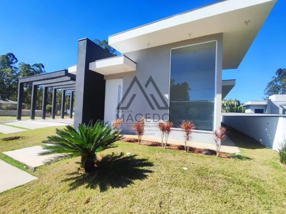 Imagem Casa Nova com 3 Suítes e Piscina no Ninho Verde I