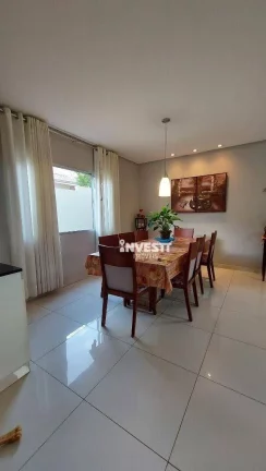 Imagem Sobrado à venda no Condomínio Portal do Sol II em Goiânia/GO