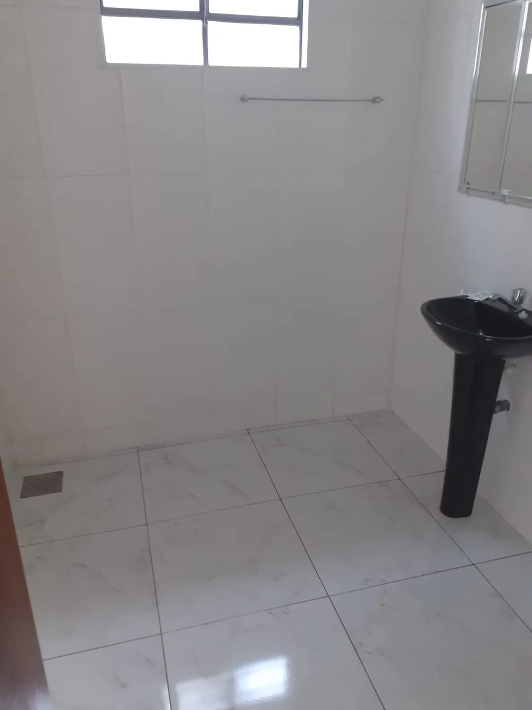 Imagem Casa à venda 2 Quartos, 2 Vagas, 250M², Jardim Eloyna, Pindamonhangaba - SP