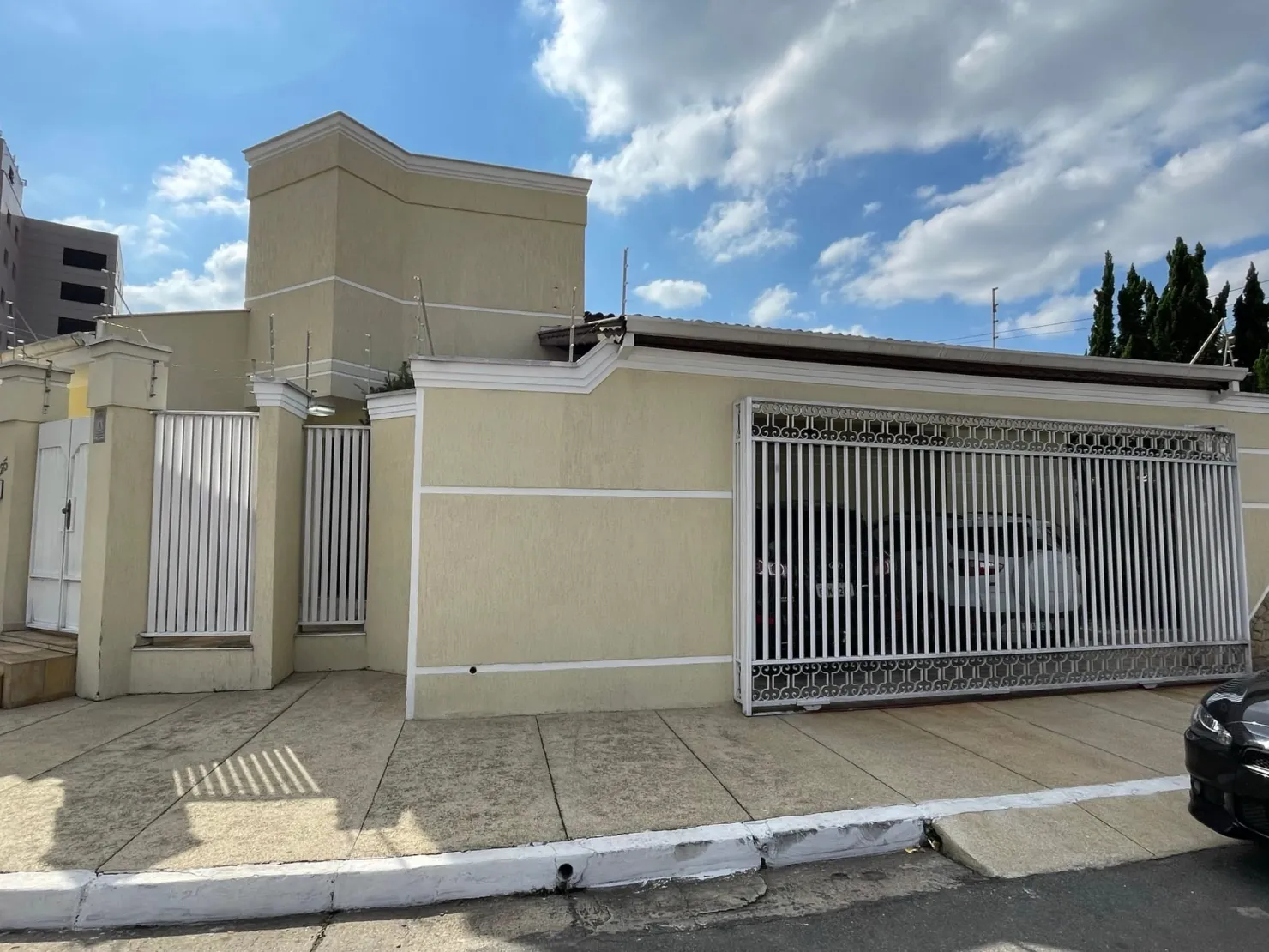 Imagem Casa à venda 3 Quartos, 1 Suite, 2 Vagas, 400M², Bel Recanto, Taubaté - SP