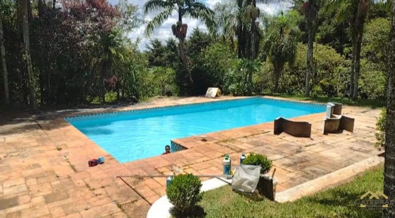 Imagem Chácara à venda com 05 Quartos (suítes) no Pau Arcado - Campo Limpo Paulista/SP