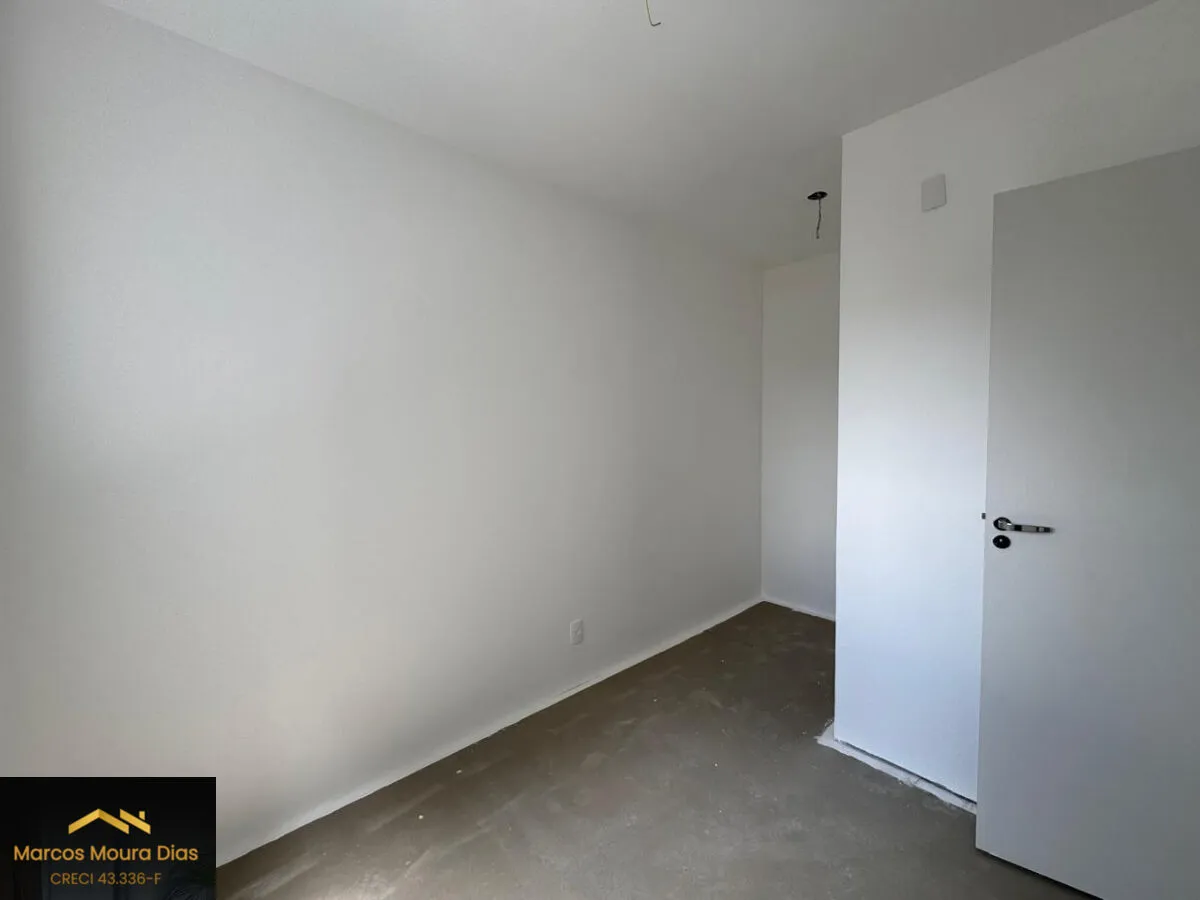 Imagem Apartamento com Sacada, 2 Dormitórios e 1 Vaga