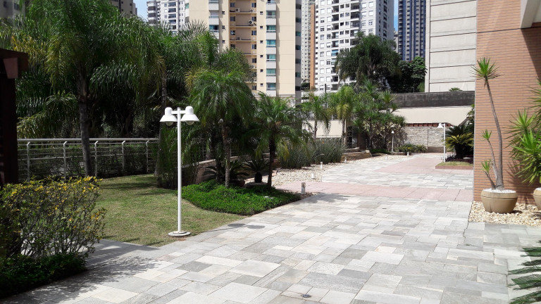 Imagem Apartamento com 3 Quartos à Venda, 248 m² em Vila Suzana - São Paulo