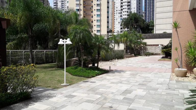 Imagem Apartamento com 3 Quartos à Venda, 248 m² em Vila Suzana - São Paulo