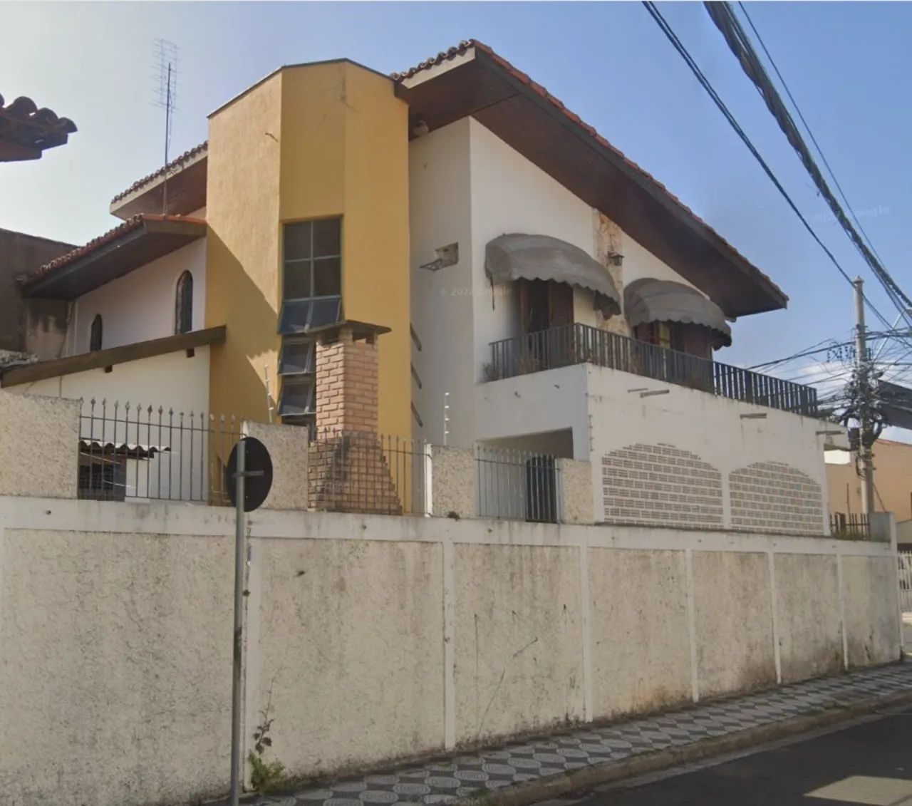 Imagem Casa comercial para locação em Sorocaba-SP, Jardim Paulistano: 5 quartos, 2 suítes, 2 salas, 4 banheiros, 4 vagas, 300m².