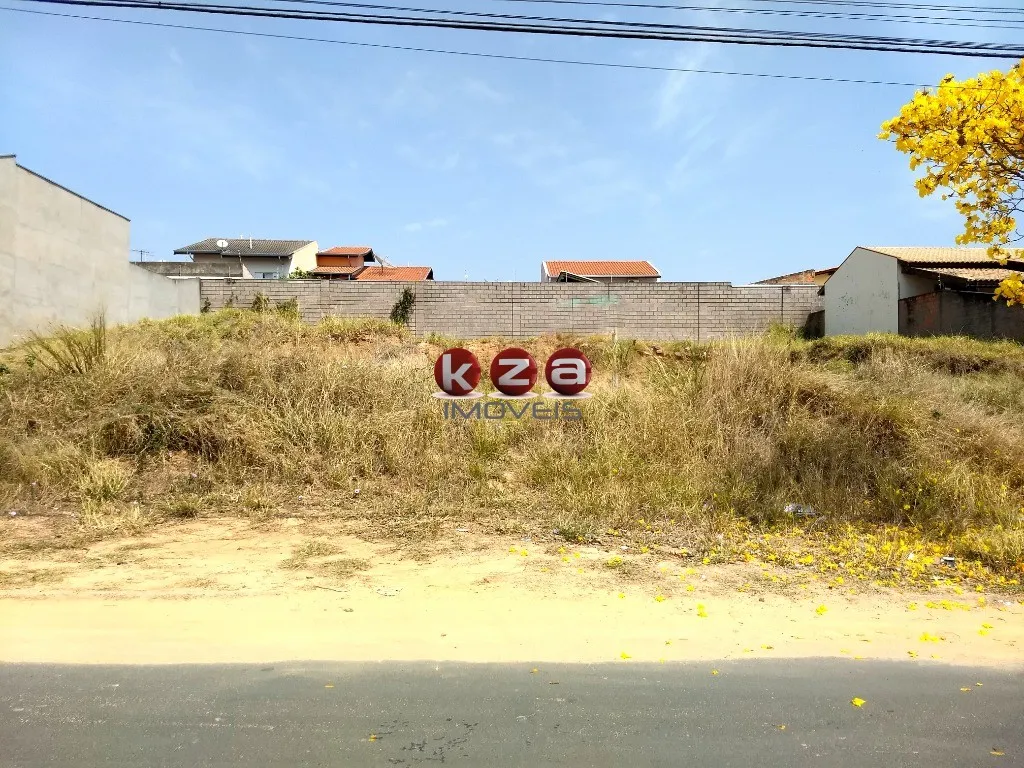 Foto do imóvel Terreno Comercial à Venda em Valinhos-SP, Parque dos Cocais 300m² de Área Disponível!