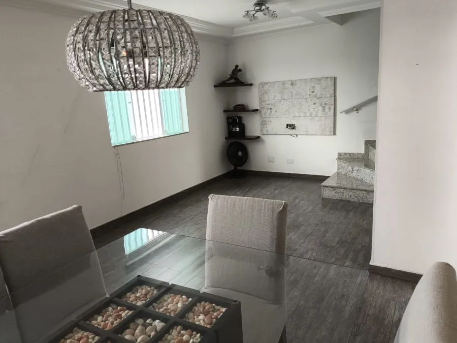 Imagem Casa de condomínio fechado, próximo ao metrô Penha