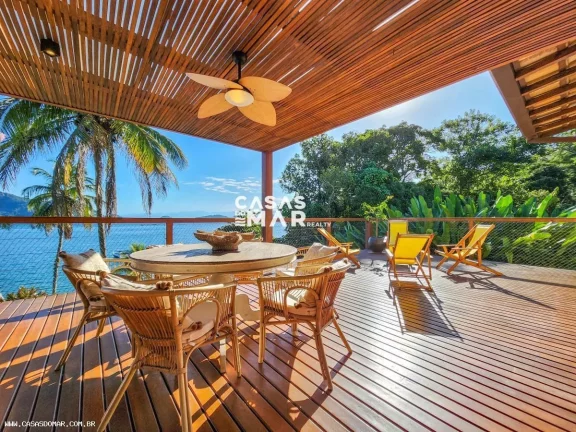 Imagem Casa Frente Mar para Venda em Angra dos Reis / RJ