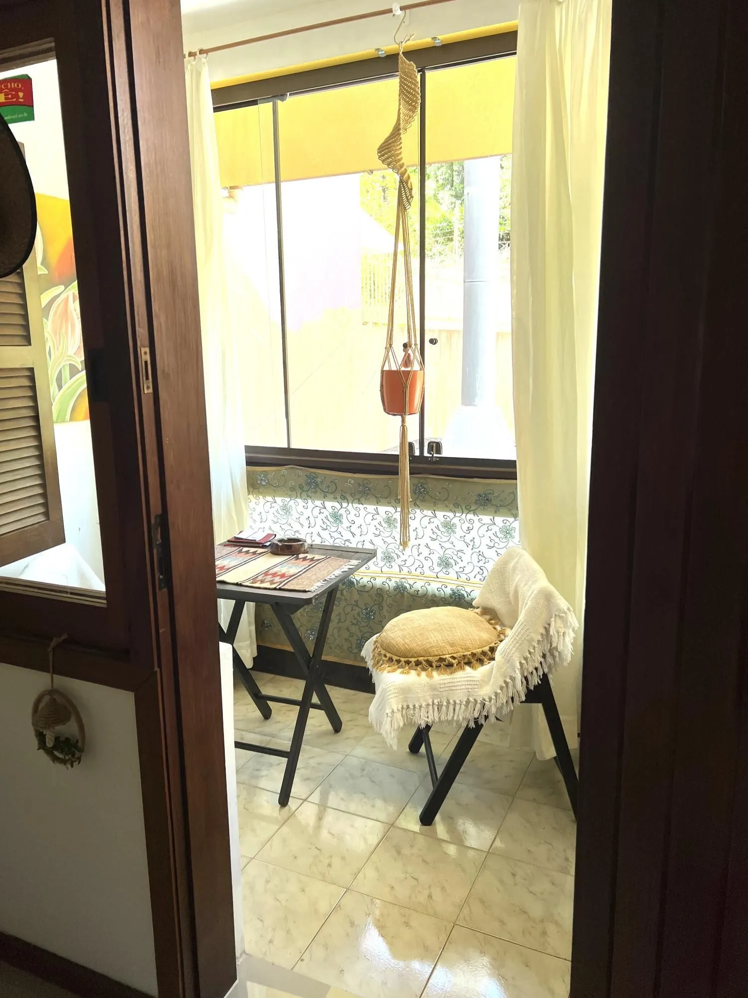 Imagem Sobrado no bairro Espírito Santo de 3 dormitórios 2 vagas e piscina