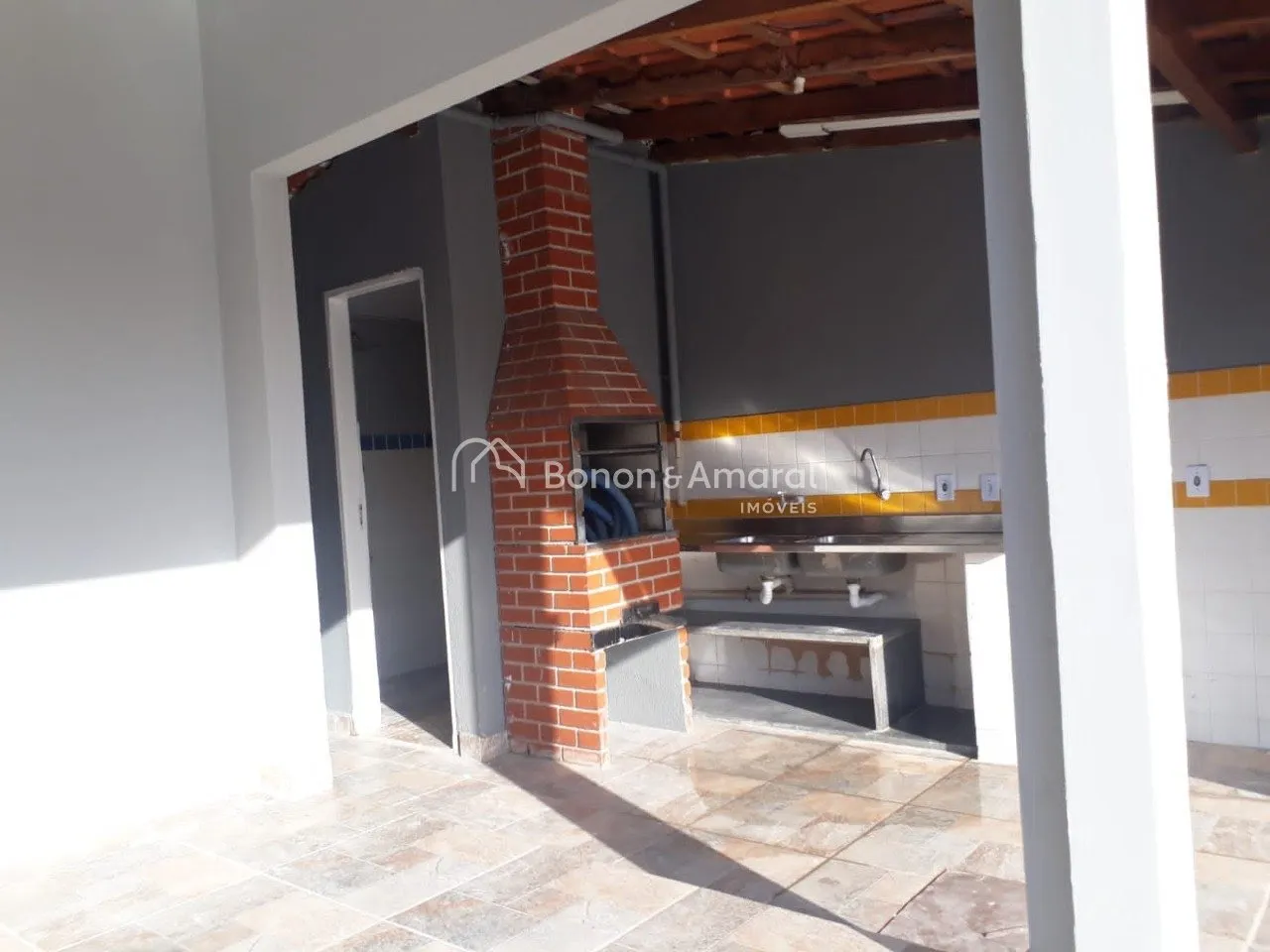 Imagem Casa a venda com 3 quartos com piscina no Bom Retiro em Paulinia, SP