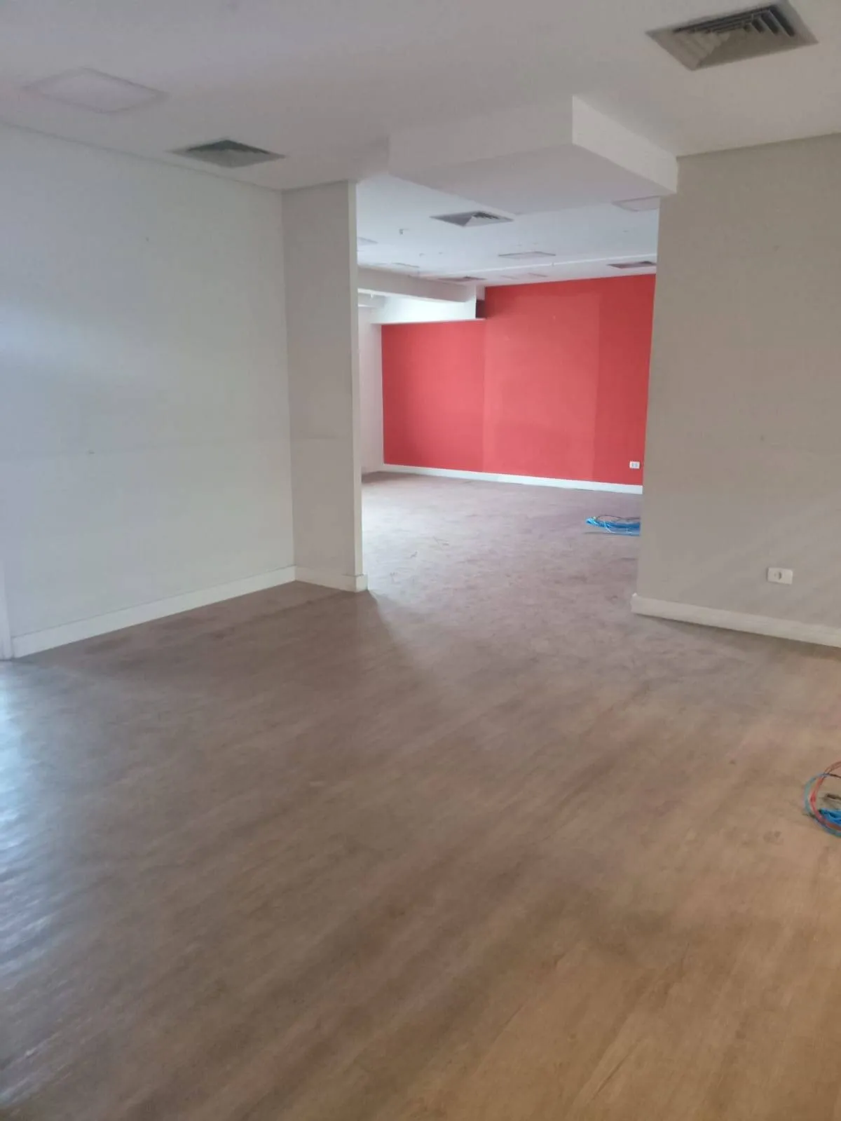 Foto do imóvel Sala Comercial para Venda no Alphaville Centro Industrial e Empresarial - 160m² em ALPHAVILLE CENTRO INDUSTRIAL E EMPRESARIAL/ALPHAVILLE., BARUERI - SP