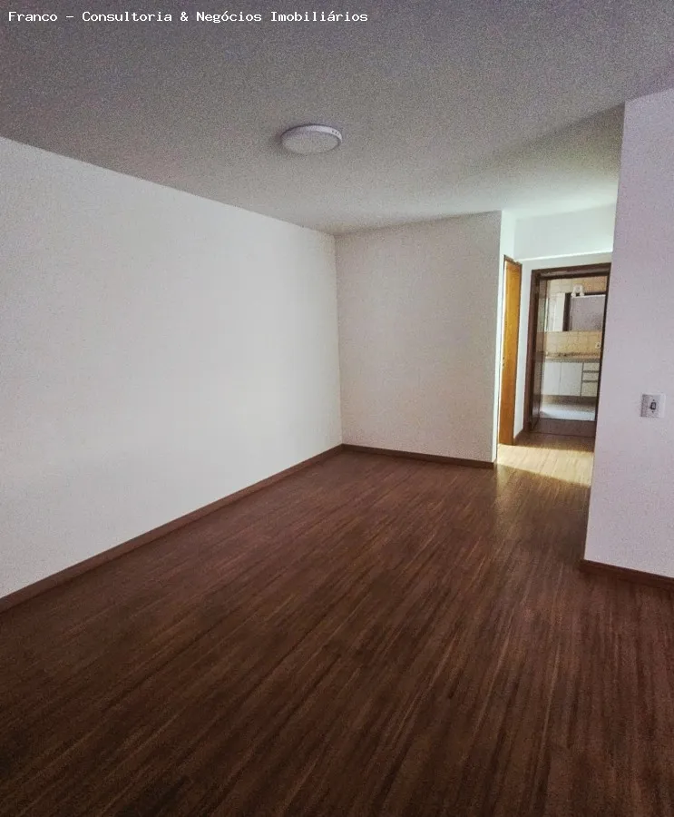 Imagem Apartamento para Venda em São Paulo, Santo Amaro, 3 dormitórios, 1 suíte, 3 banheiros, 1 vaga