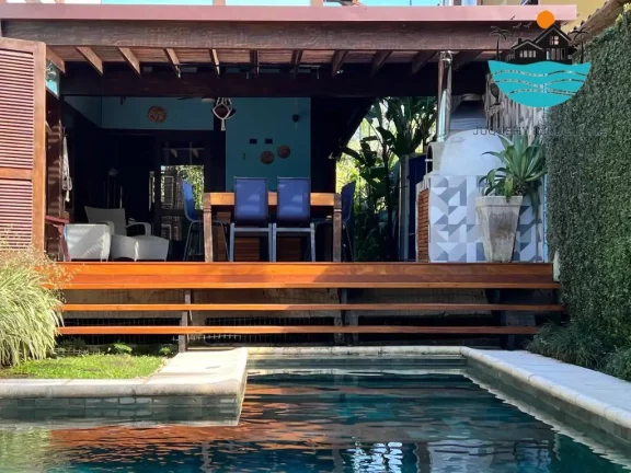 Imagem Casa bem localizada - Praia de Juquehy, 450 metros da praia, piscina, churrasqueira, 6 dormitórios, acomoda 14 pessoas | Juquehy Imobiliária