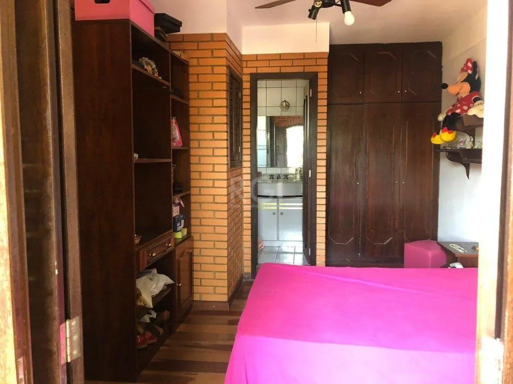 Imagem Casa para Venda - 326m², 3 dormitórios, sendo 2 suites, 4 vagas - Parque dos Maias