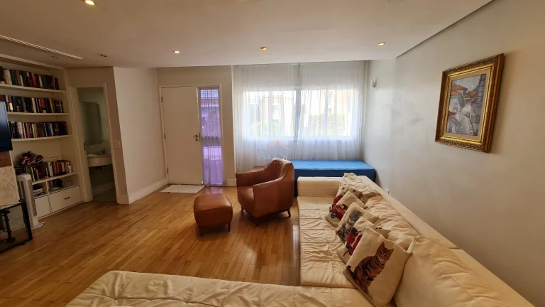 Imagem Vende casa em condomínio fechado na Vila Andrade