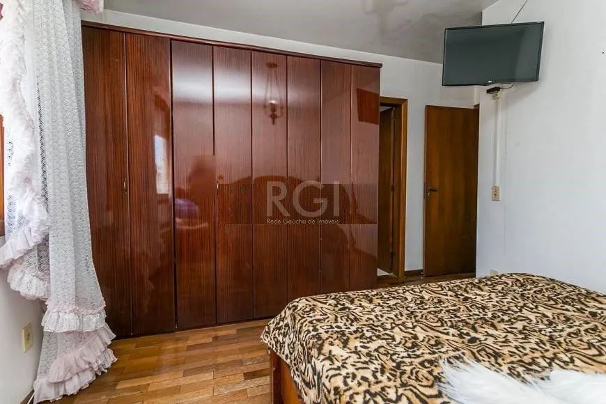 Imagem Cobertura para Venda - 172.13m², 2 dormitórios, sendo 1 suites, 2 vagas - Partenon