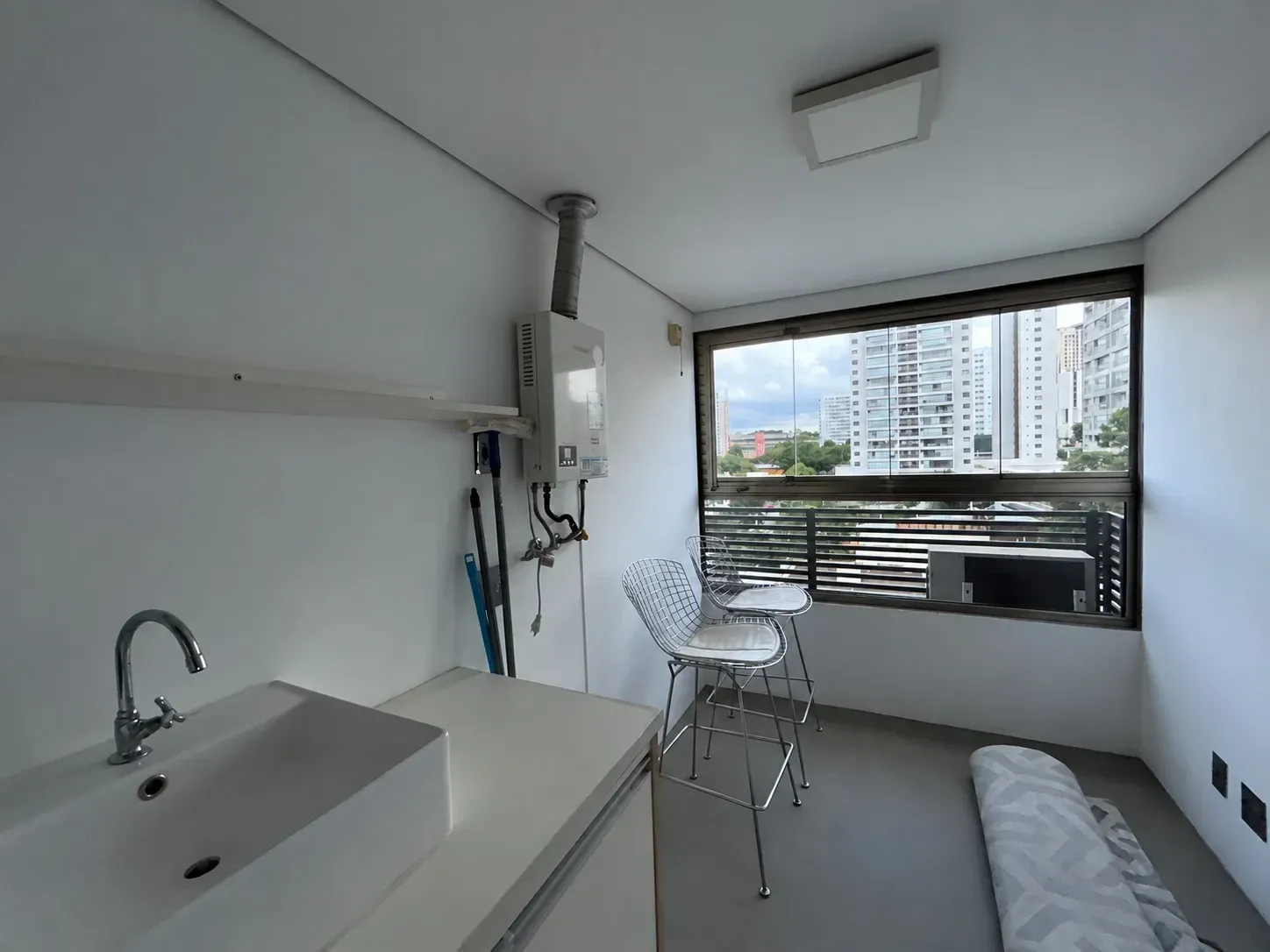 Imagem Apartamento com 1 Quarto à Venda ou Locação, 75 m² em Campo Belo - São Paulo