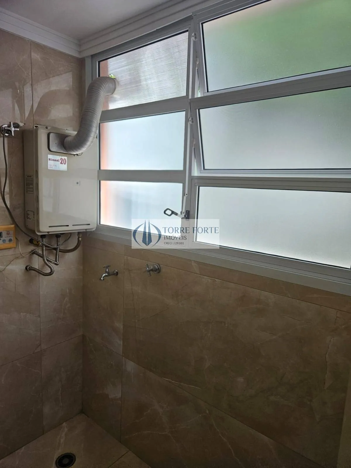 Imagem Excelente apartamento 80 m², 2 dormitórios, 1 banheiro, 1 vaga de garagem