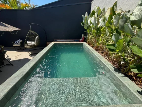 Imagem Casa com 4 dormitórios à venda, 300 m² por R$ 1.690.000,00 - GRANJA VIANA - JARDIM DAS FLORES - Cotia/SP