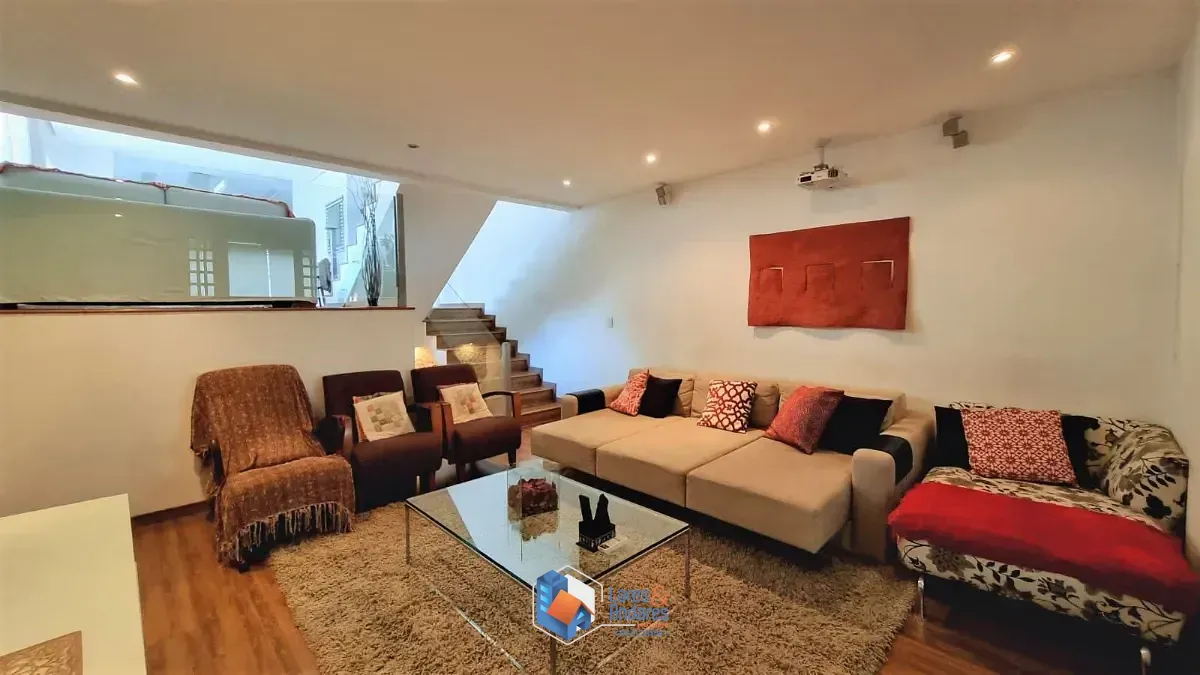 Imagem Casa para venda em Vila Suzana com 4 quartos, sendo 2 suítes, 340m²
