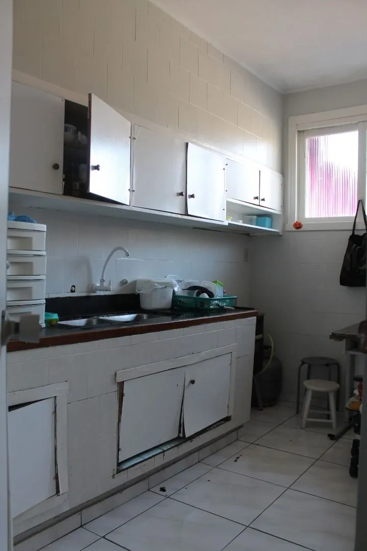 Imagem Casa para Venda - 221m², 3 dormitórios, sendo 1 suites, 4 vagas - Tristeza