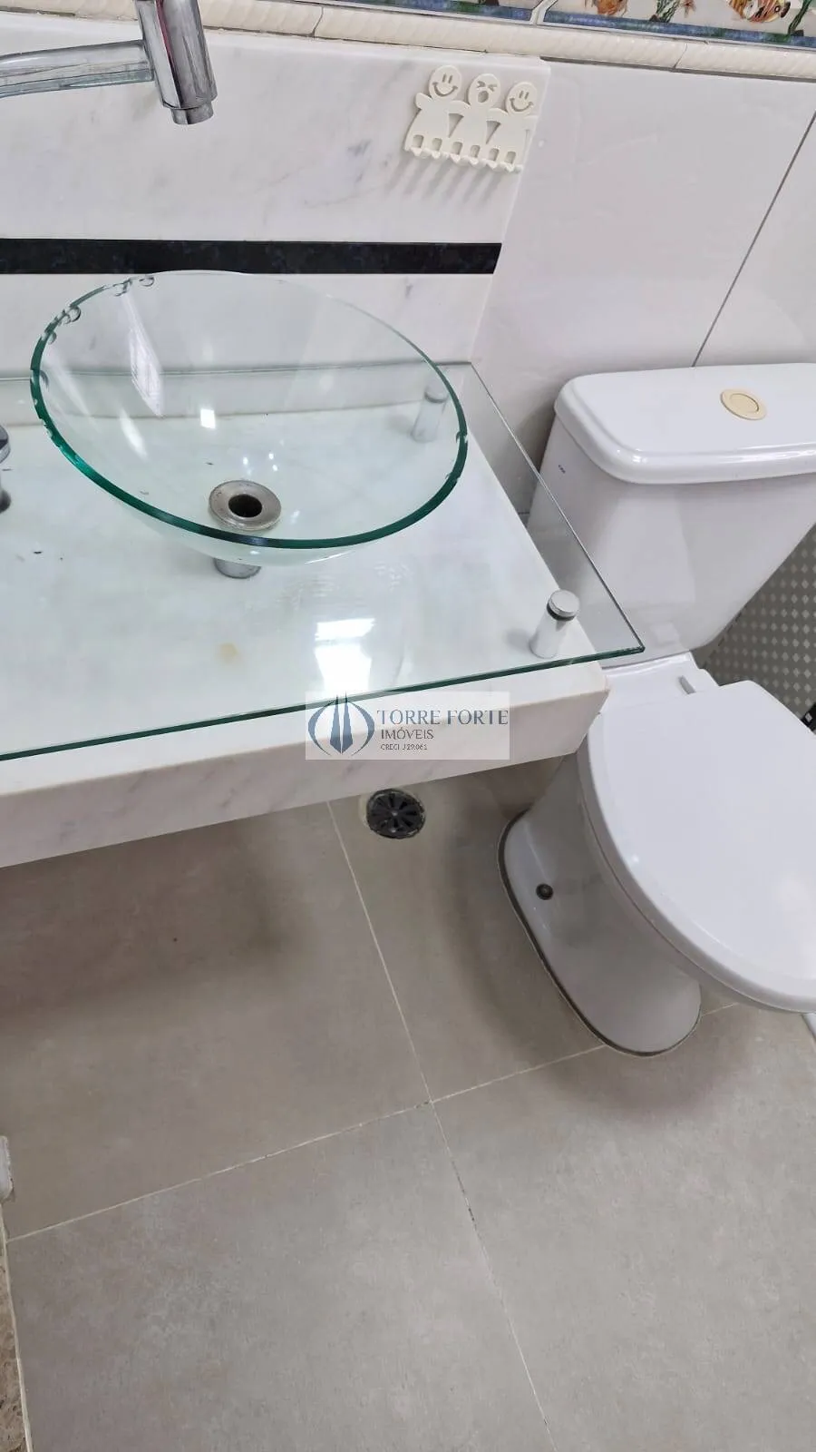 Imagem Apartamento Reformado com 2 Dormitórios e 1 Vaga no Sapopemba