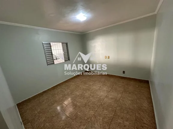 Imagem Imóvel c/ 2 casas em terreno de 435m2
