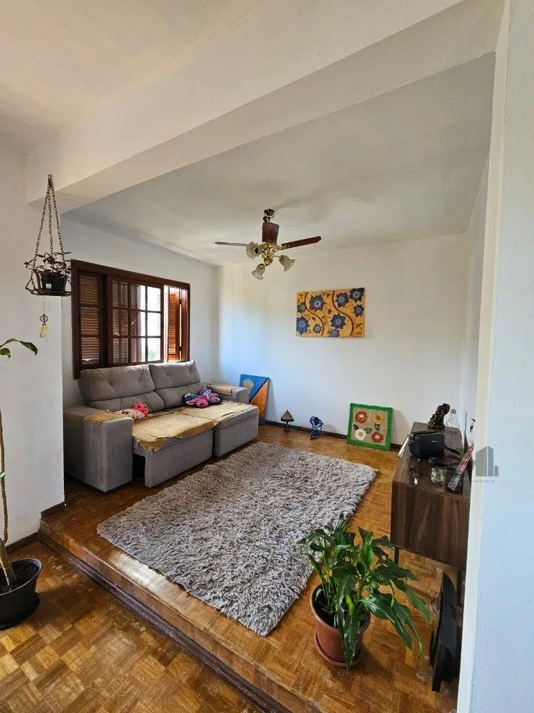 Imagem Casa para Venda - 248.56m², 5 dormitórios, 2 vagas - Teresópolis