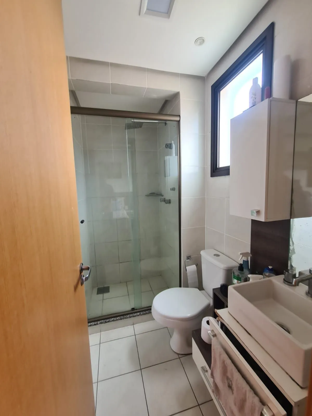 Imagem Vende-se apartamento com 3 quartos (1 suíte), 71 m² privativos e 2 vagas - Partenon