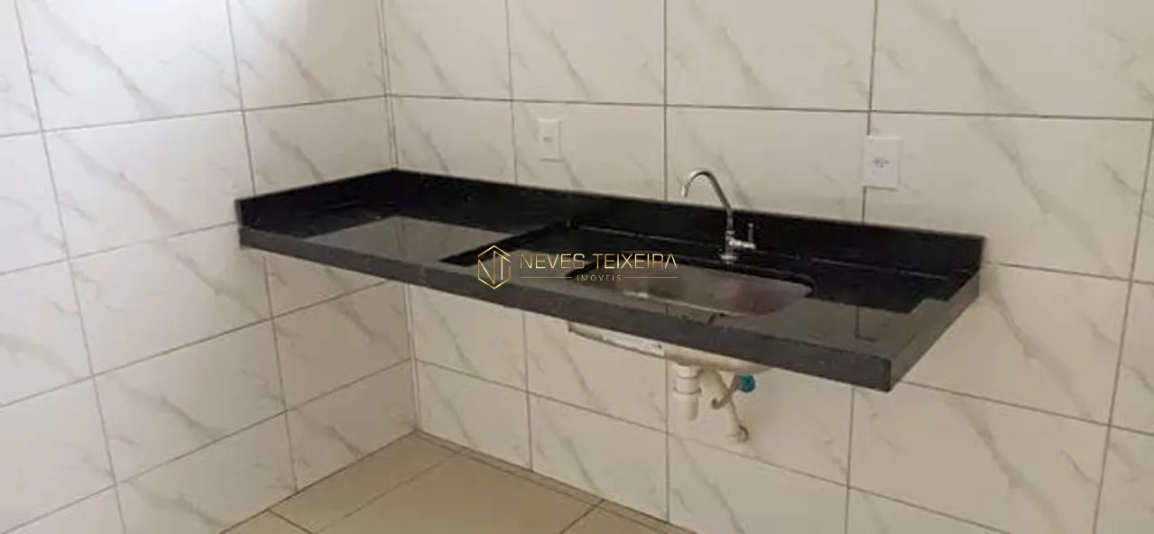 Imagem Excelente apartamento nascente, bem localizado na SQS 413 da Asa Sul vazado.
