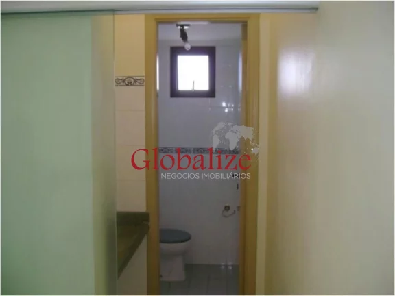 Imagem Otima sala comercial no bairro da Vila Mathias em Santos (SP) muito bem localizada por R$.280.000,00 !