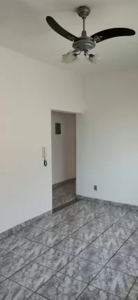 Imagem Casa no vista alegre, 4 quartos, quintal muito grande!!