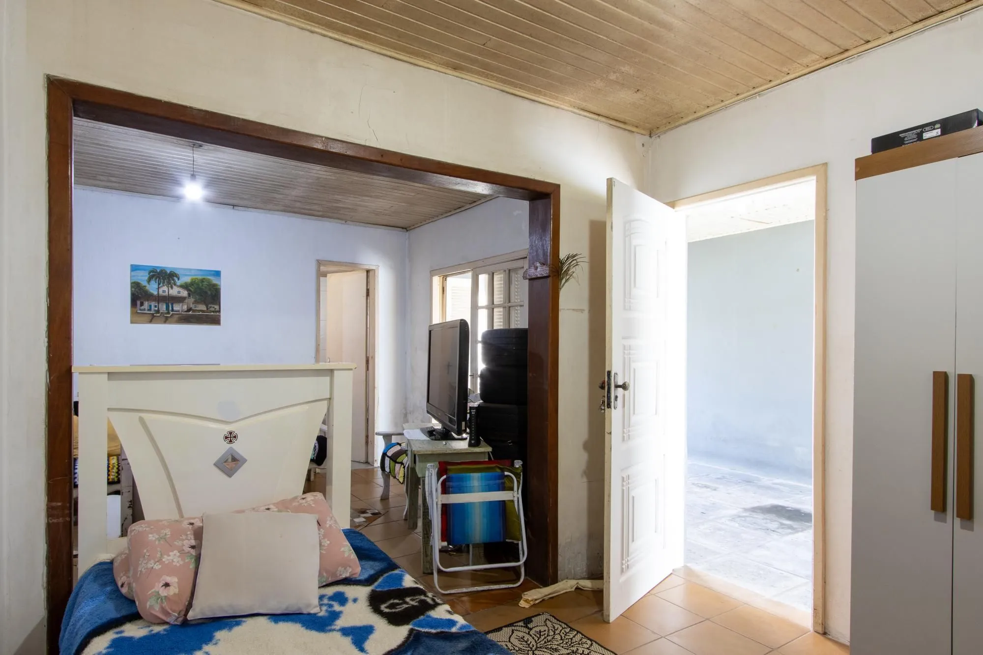 Imagem Sobrado amplo com 4 dormitórios com piscina e casa extra no mesmo terreno - Hípica