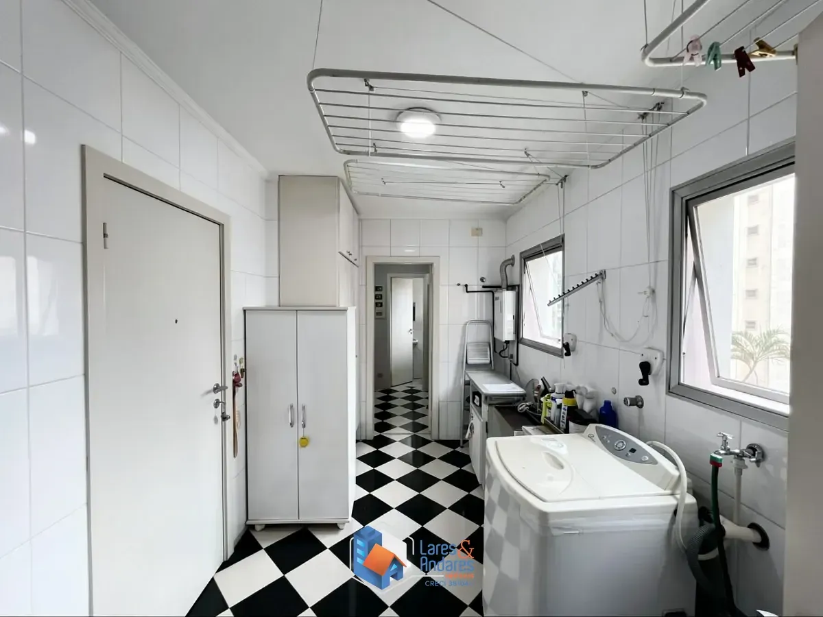 Imagem Apartamento para venda em Aclimação com 3 quartos, sendo 3 suítes, 198m²