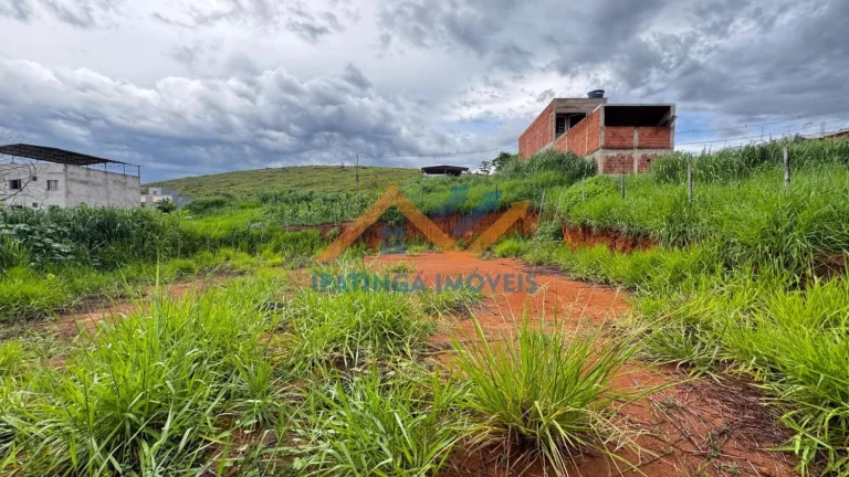 Imagem Lote de 240m² no Bairro Cidade Verde!