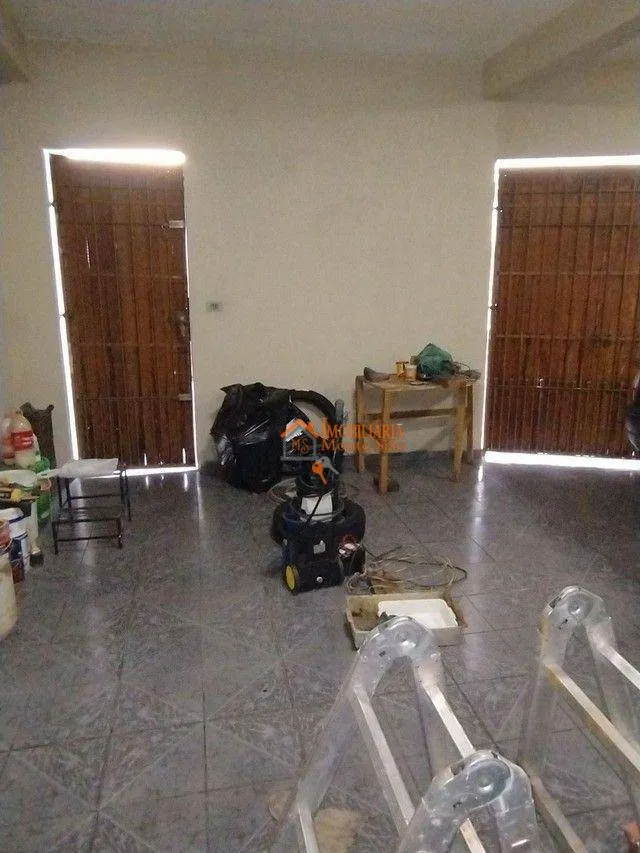 Imagem Sobrado com 4 dormitórios à venda, 160 m² por R$ 450.000,00 - Gopoúva - Guarulhos/SP