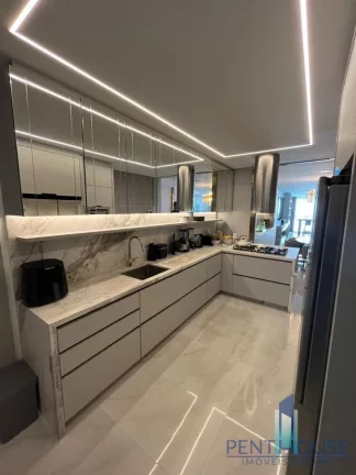 Imagem Apartamento Frente Mar para Venda em Balneário Camboriú, CENTRO, 4 dormitórios, 4 suítes, 5 banheiros, 4 vagas